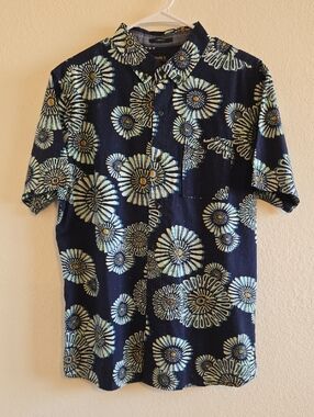 Casual Navy Floral Short-Sleeve Button-Down Shirt - Navy Blue - Large
